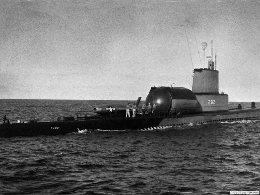 USS Tunny (SSG-282) with Regulus missle launcher pod.
